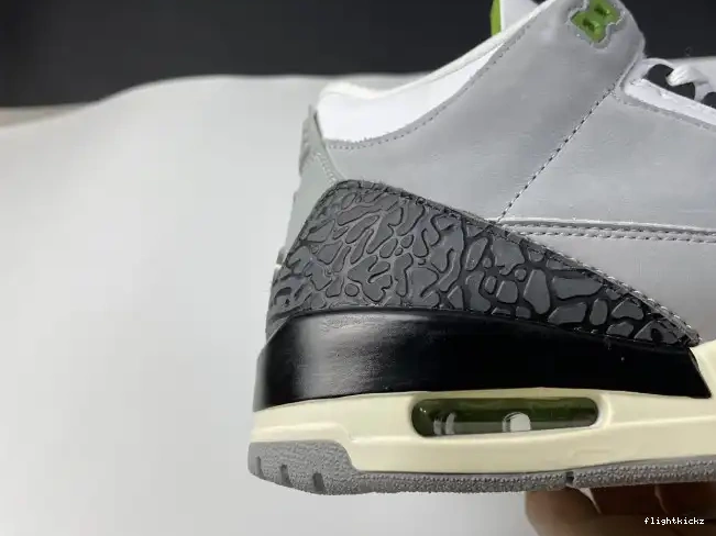 Chlorophyll 3 Air Retro 136064-006 Jordan 0428